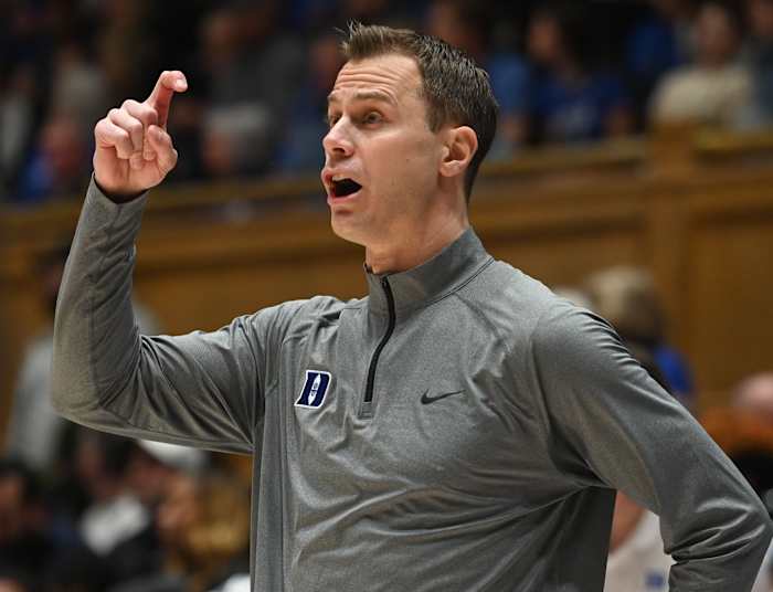 Duke basketball head coach Jon Scheyer